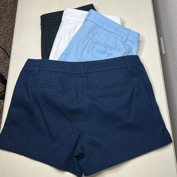 J Crew Factory Set of 4 Flat Front Shorts with Pockets and Belt Loops Size 8 - Picture 6 of 14